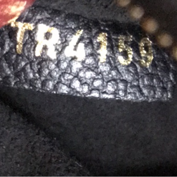 RARE Louis Vuitton vavin mm empreinte crossbody made in France 🇫🇷 - Picture 15 of 15